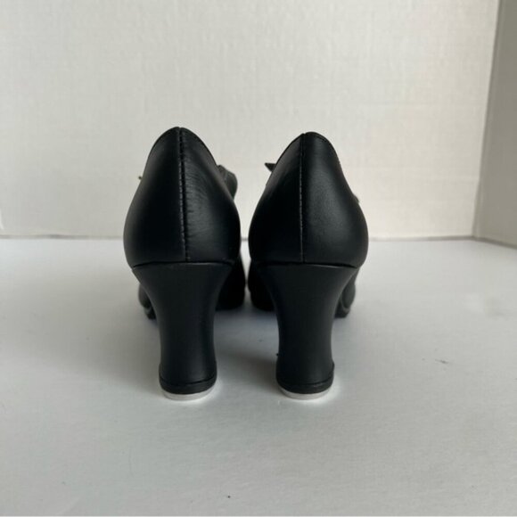 Capezio - Women's Manhattan Xtreme Tap Shoes - Black. Size: 4W. NIB. (1839) - Picture 4 of 16